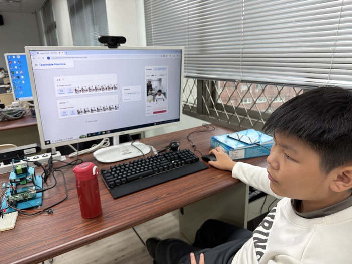 智慧物聯網與影像處理職業試探課程-實務操作練習與老師提問